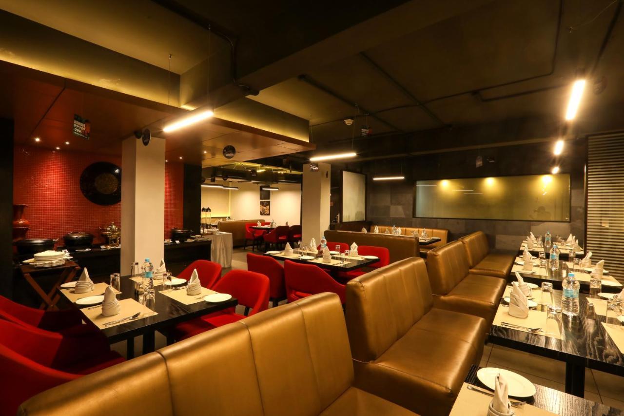 Mango Hill Central Chennai Exteriör bild