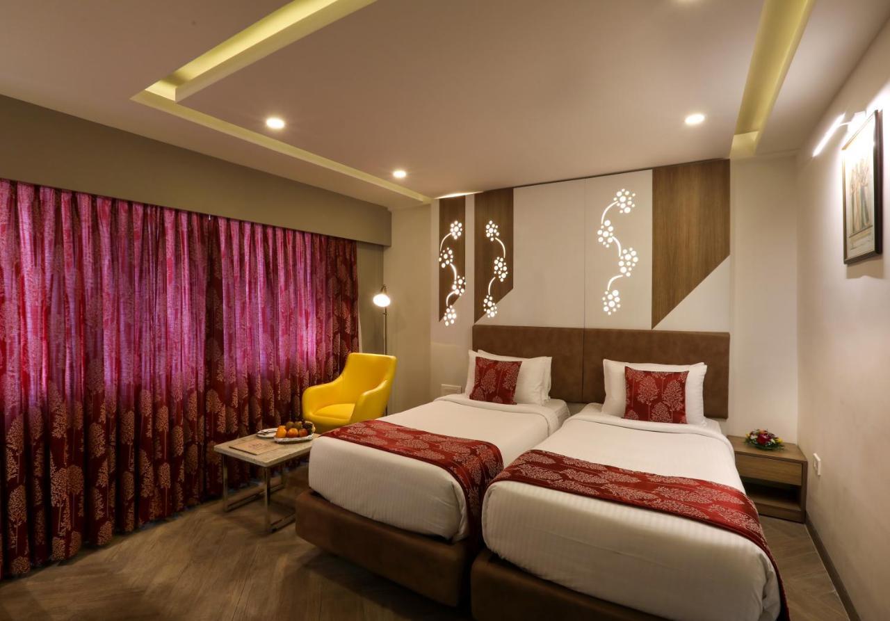 Mango Hill Central Chennai Exteriör bild
