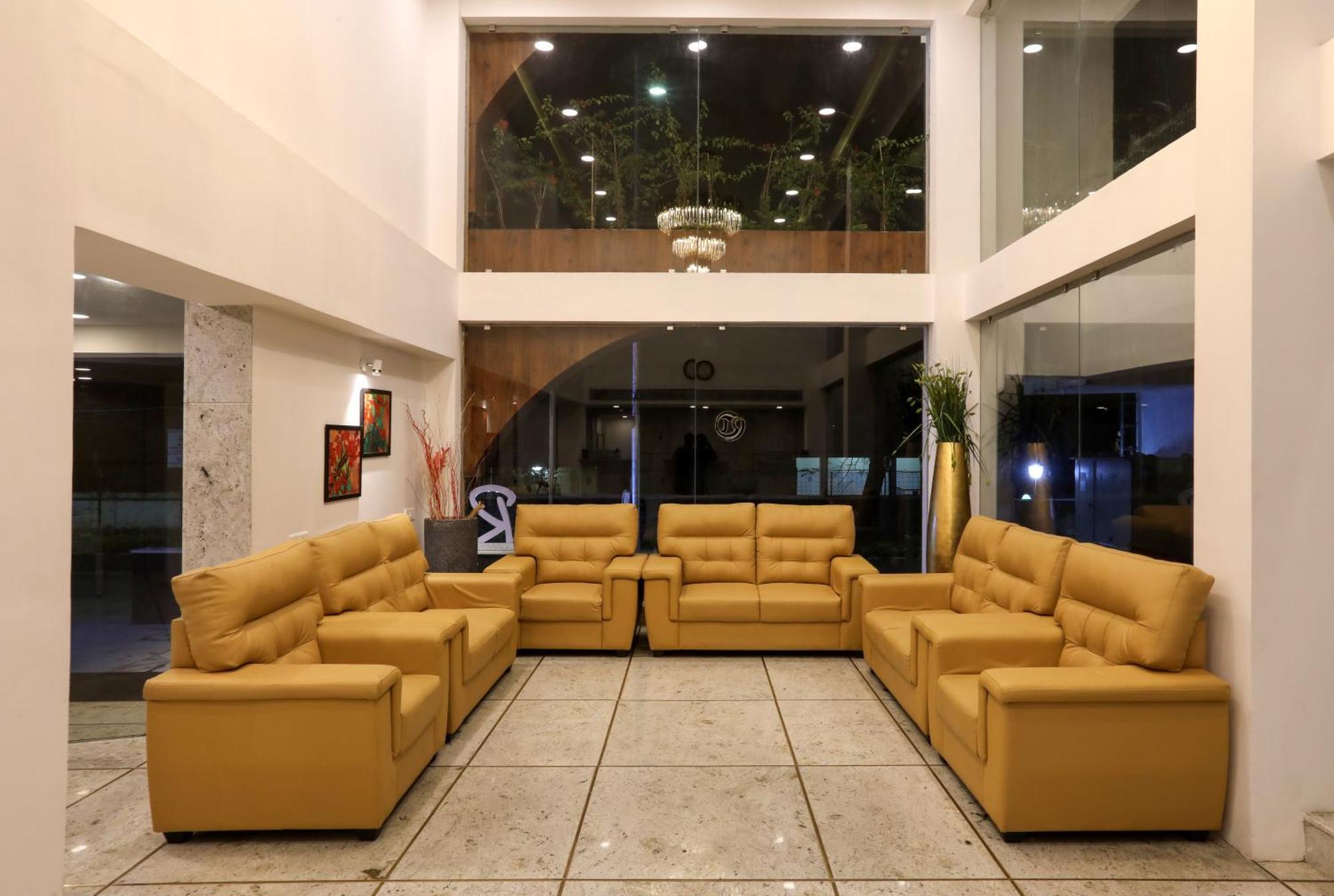 Mango Hill Central Chennai Exteriör bild