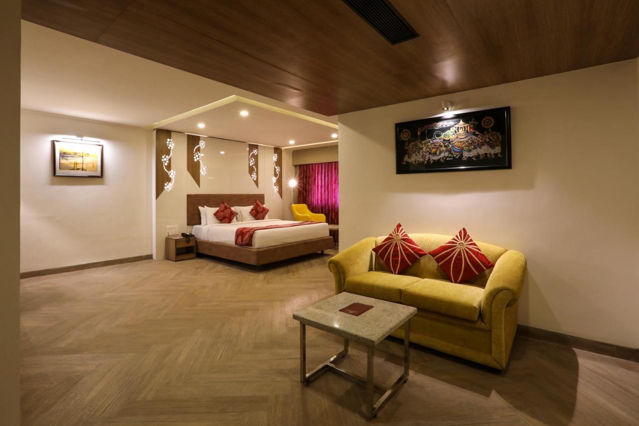 Mango Hill Central Chennai Exteriör bild