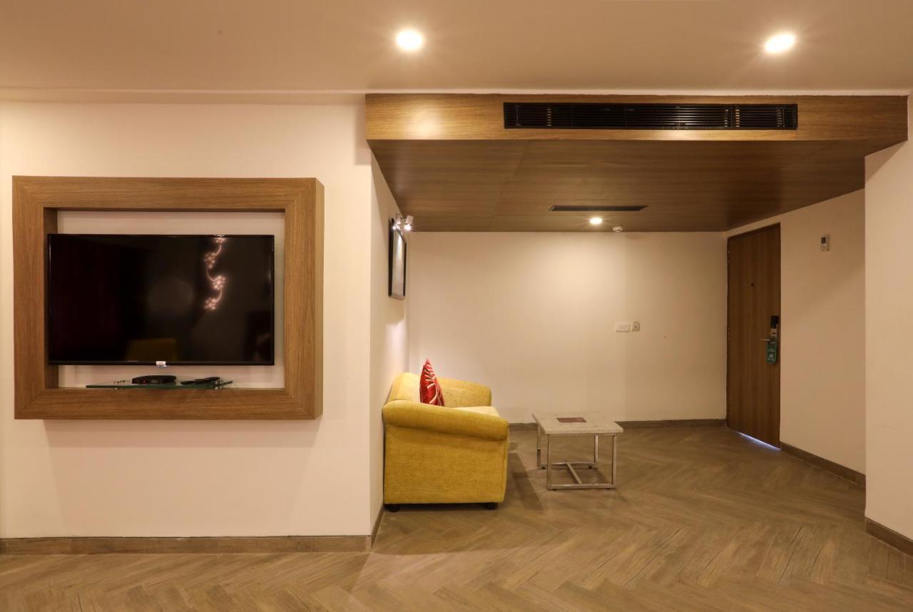 Mango Hill Central Chennai Exteriör bild