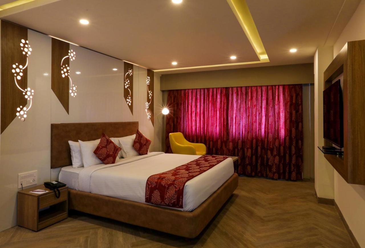 Mango Hill Central Chennai Exteriör bild