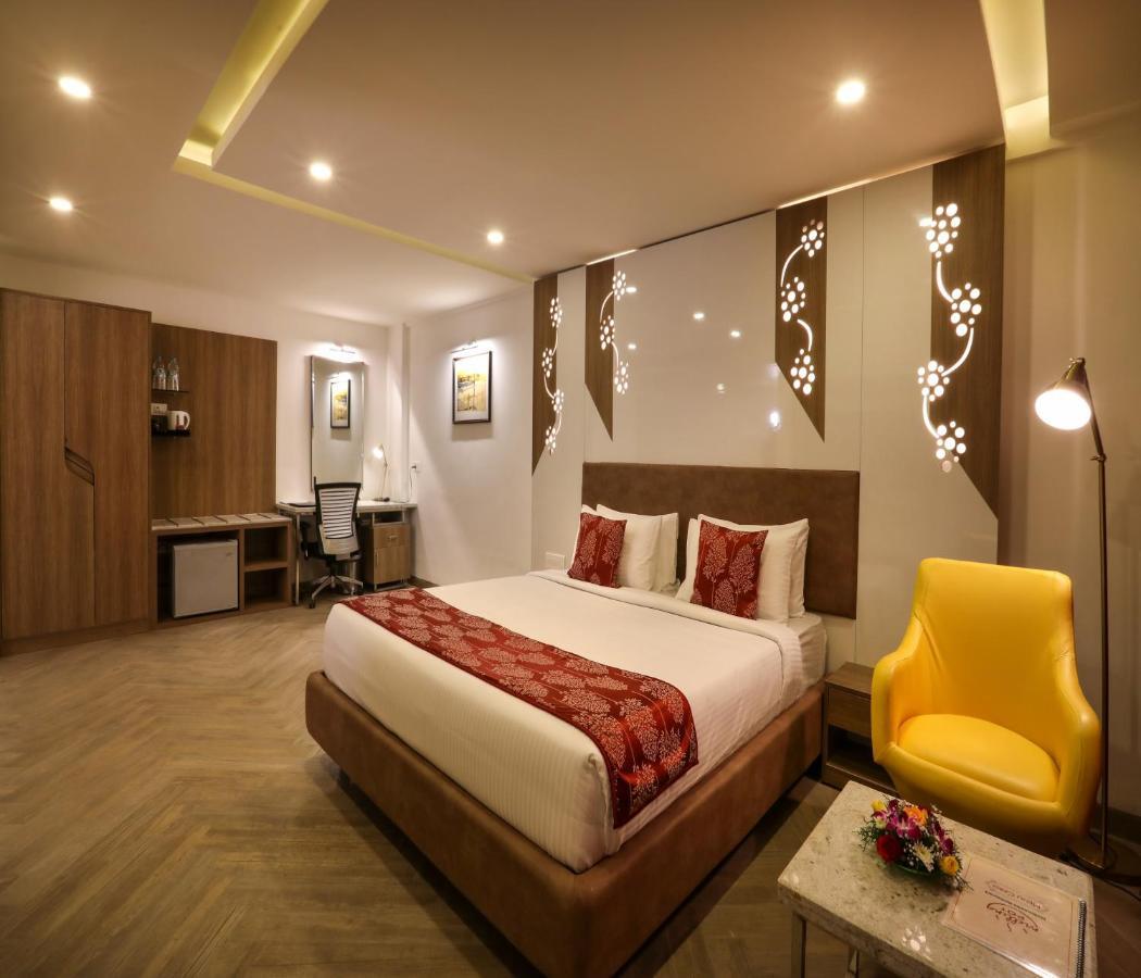 Mango Hill Central Chennai Exteriör bild