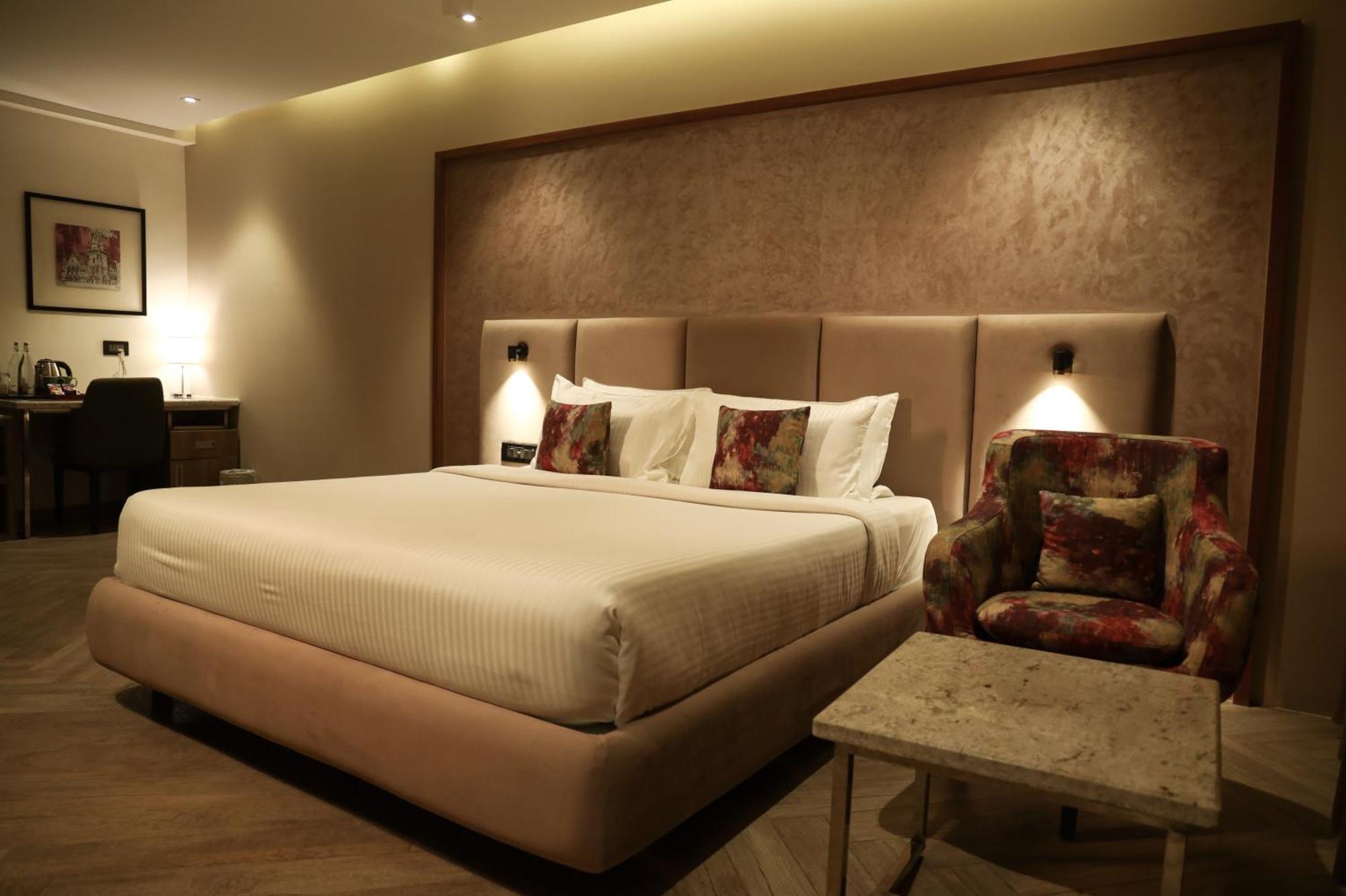 Mango Hill Central Chennai Exteriör bild